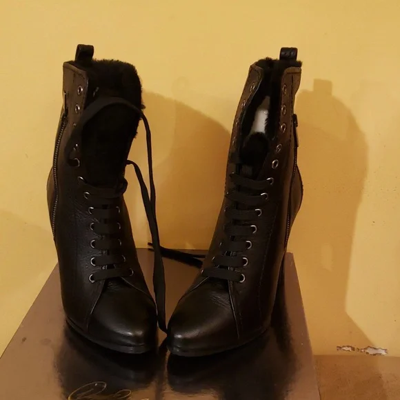 RARE!! .New Women Donald J Pliner thet-18 black buckskin boots size 7.5.... - Picture 5 of 13